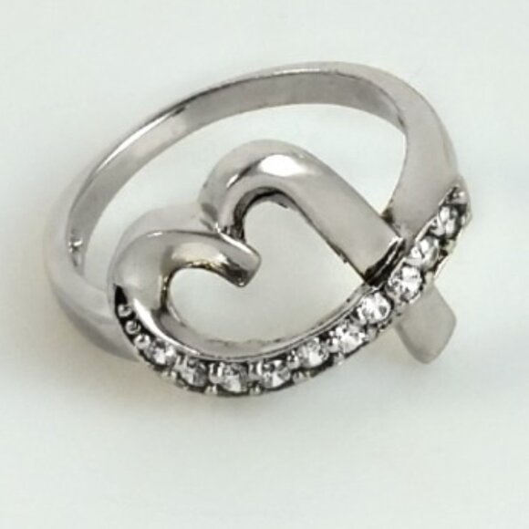 Sparkling Ring - Vintage Stelring Loving Heart Ring - Swooping Heart  CZ Ring - Picture 3 of 5